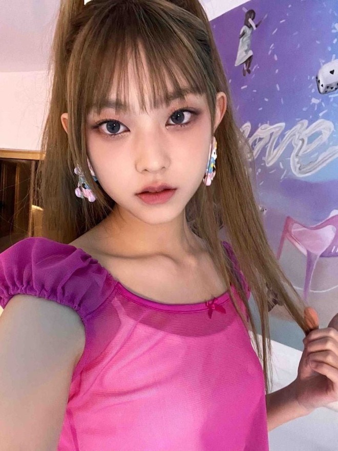 Chị em sao nhí Bố Ơi Mình Đi Đâu Thế "trổ mã" mỹ nhân: Người xinh như Haerin (NewJeans), người như bản sao Suri Cruise- Ảnh 6.