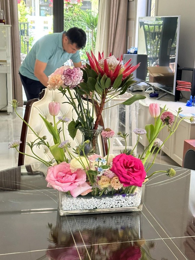 Nữ nghệ sĩ tái hôn với đại gia, được "chiều như trứng mỏng", sống sang chảnh trong biệt thự 200m²- Ảnh 14.