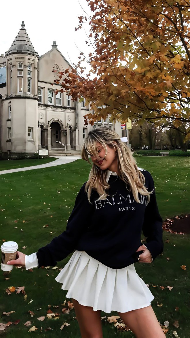 5 chiêu diện chân váy ngắn giúp nàng bước vào con đường mặc đẹp, sành điệu tuyệt đối- Ảnh 8. 5 chiêu diện chân váy ngắn giúp nàng bước vào con đường mặc đẹp, sành điệu tuyệt đối- Ảnh 8.