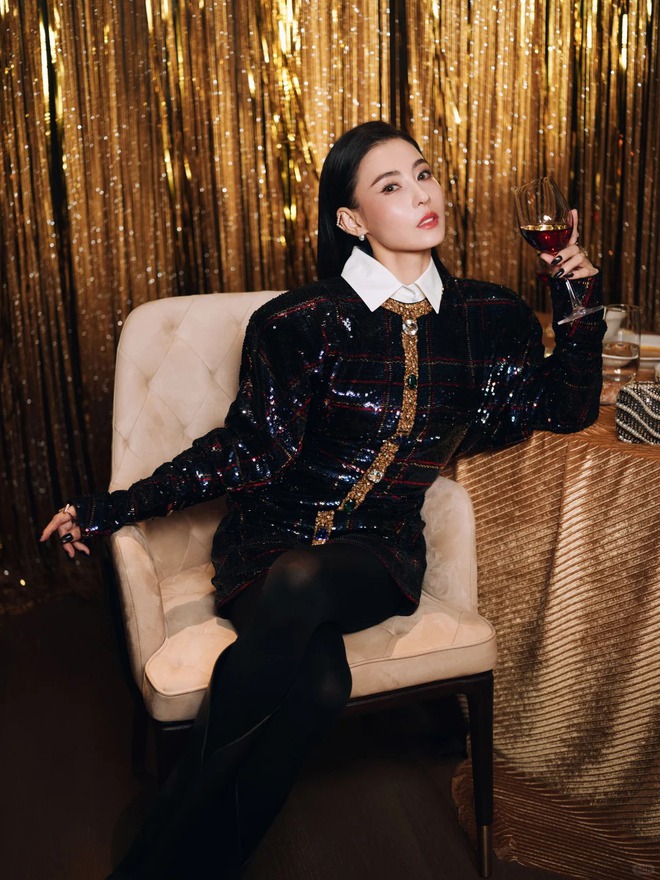 Soi "điểm vàng" trên gương mặt Trương Bá Chi: Nét tướng phú quý, bảo chứng địa vị "bất khả xâm phạm" suốt 3 thập kỷ- Ảnh 13.