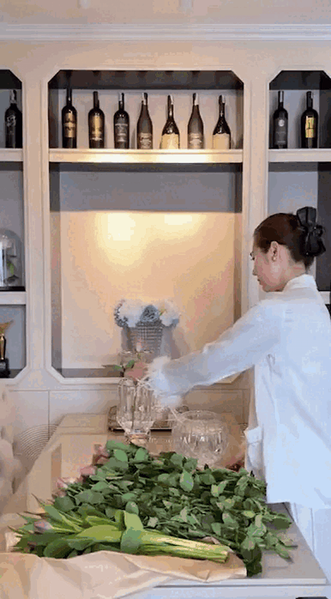 Tài sản của nữ diễn viên mặc đẹp nhất phim giờ vàng VTV- Ảnh 15. Tài sản của nữ diễn viên mặc đẹp nhất phim giờ vàng VTV- Ảnh 15.