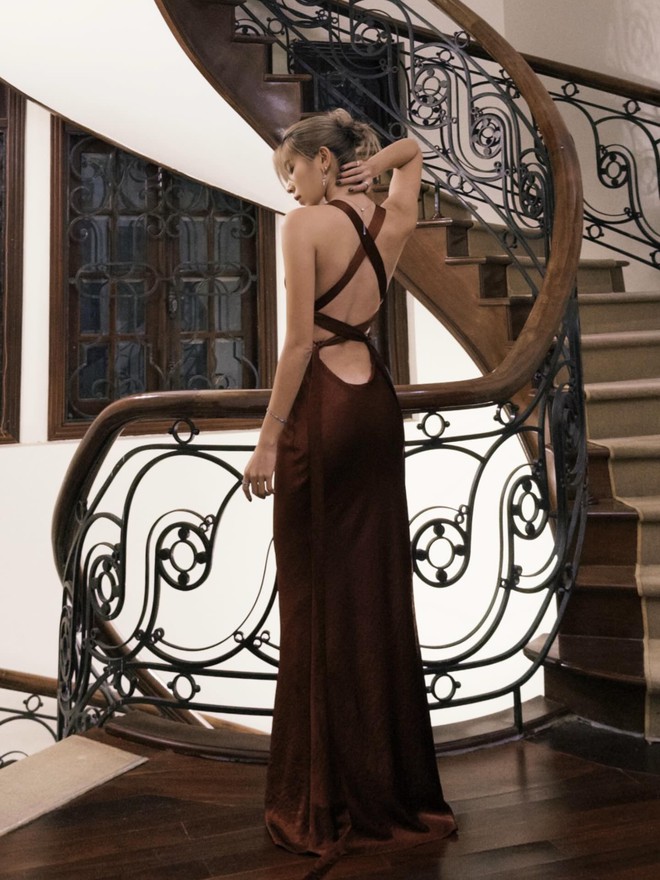 Đồng Ánh Quỳnh tung ảnh hot khiến đại mỹ nhân Kim Tuyến phải công khai "giữ của"- Ảnh 7. Đồng Ánh Quỳnh tung ảnh hot khiến đại mỹ nhân Kim Tuyến phải công khai "giữ của"- Ảnh 7.