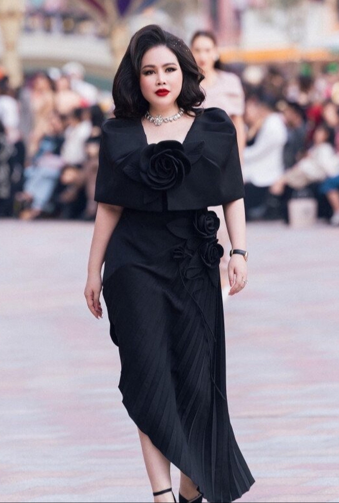 Nữ diễn viên Việt lấy chồng tỷ phú, sống như "bà hoàng", ngủ dậy có 5 hầu gái phục vụ- Ảnh 1.