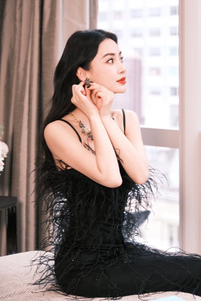 Angelababy năm 17 tuổi đã mang số phận đại minh tinh- Ảnh 16. Angelababy năm 17 tuổi đã mang số phận đại minh tinh- Ảnh 16.