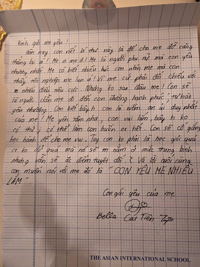 Vụ sao nữ ly hôn vì chồng có người khác: Xúc động lá thư tay của con gái gửi mẹ- Ảnh 2. Vụ sao nữ ly hôn vì chồng có người khác: Xúc động lá thư tay của con gái gửi mẹ- Ảnh 2.