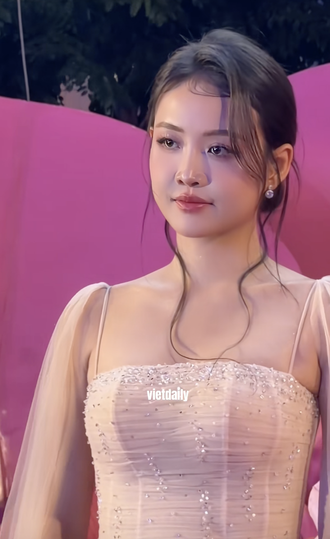 Chuyện gì đã xảy ra với Trương Mỹ Nhân - vợ Phí Ngọc Hưng?- Ảnh 2.