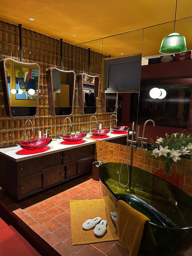 Celeb Việt "lên hương" năm 2025: Người tậu nhà triệu đô, người từng ly hôn nhưng nay đổi đời ngoạn mục hơn phim điện ảnh- Ảnh 23.