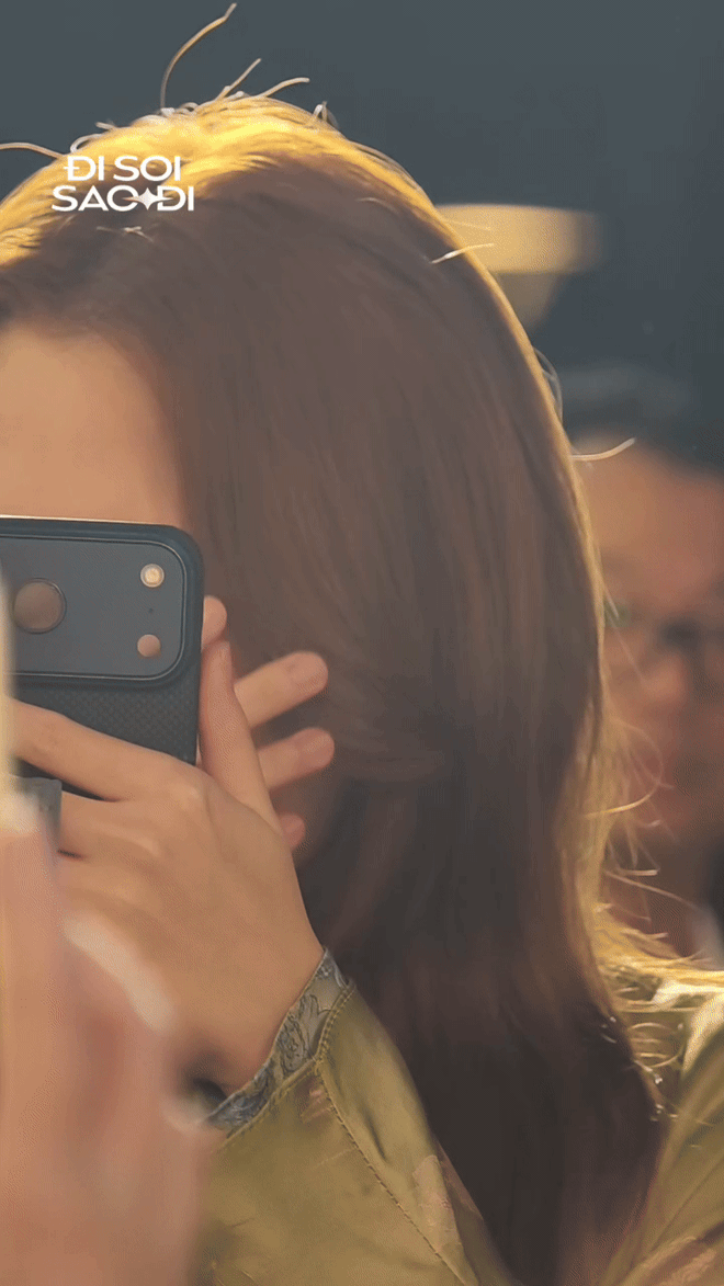 Sự cố khiến Uyển Ân được khen: Em gái Trấn Thành mà ngày càng giống Triệu Lộ Tư- Ảnh 3.