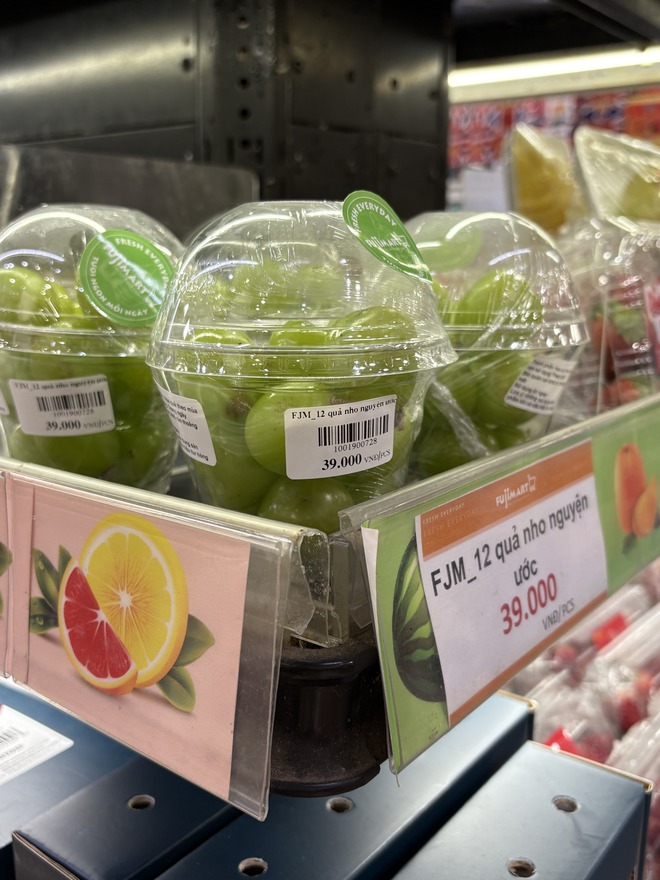 Ra siêu thị, cửa hàng hoa quả kiểm chứng độ HOT của 12 quả nho ước nguyện: Có như trên mạng đồn?- Ảnh 3.