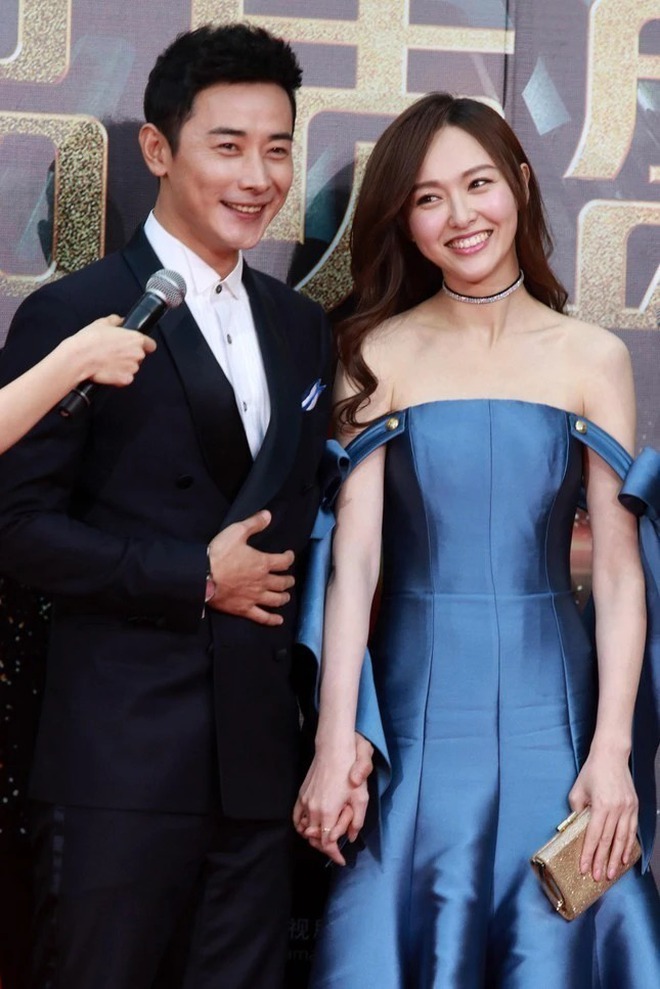 Cbiz nổ drama cuối năm: "Tóm" chồng Đường Yên đưa gái lạ ra mắt mẹ đẻ, thêm 1 minh tinh bị "cắm sừng" đau đớn?- Ảnh 3.