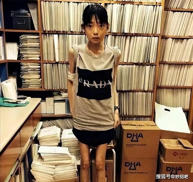 Người mẫu H. "thân tàn" sau 8 năm cưới thiếu gia tập đoàn, tố chồng ngoại tình với một nữ diễn viên- Ảnh 4.