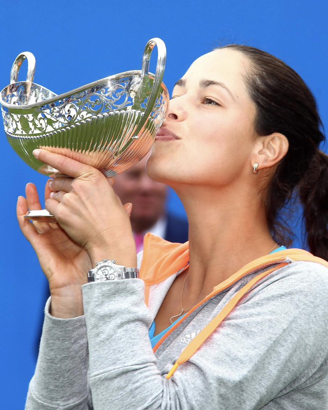 Ngôi sao tennis xinh đẹp tuyệt trần nộp đơn ly hôn huyền thoại MU vì bị "cắm sừng"- Ảnh 3.