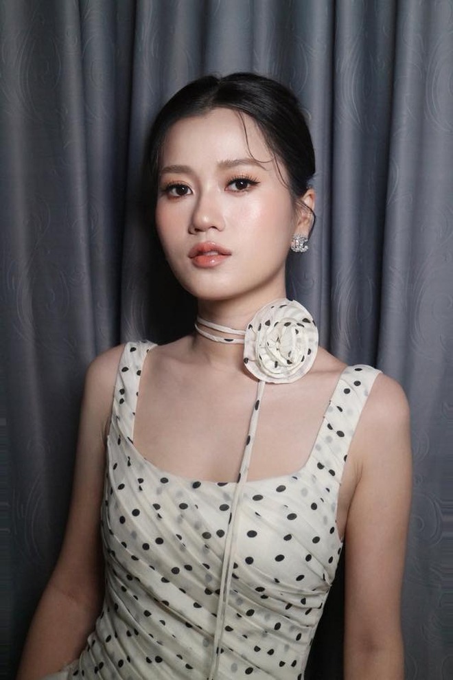 Nữ diễn viên giảm thần tốc 14kg: Khán giả khen U40 mà trẻ như gái 18, mặc đồ bình dân sang như hiệu- Ảnh 14.