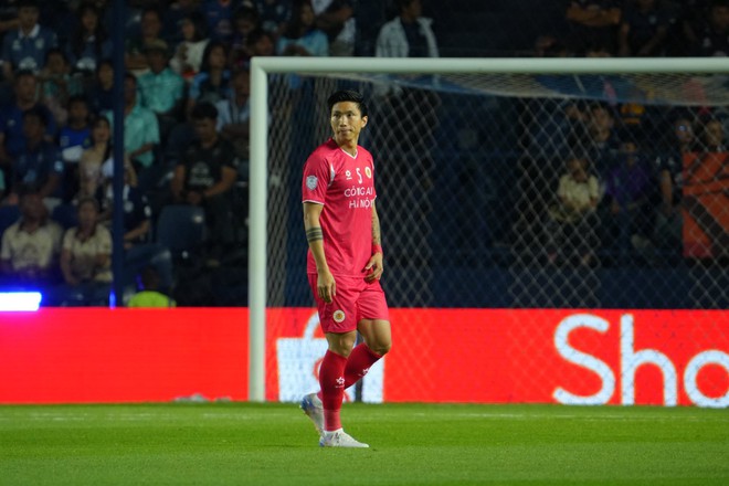 Đoàn Văn Hậu tái xuất, không ai hạnh phúc hơn Doãn Hải My, lần hiếm hoi tiểu thư "gắt gỏng" cũng vì bảo vệ chồng- Ảnh 5.