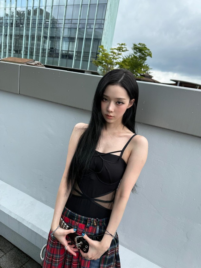 Bạn gái của đỉnh lưu toàn cầu: Visual như tuyệt tác AI, style cuốn đến nghẹt thở- Ảnh 2. Bạn gái của đỉnh lưu toàn cầu: Visual như tuyệt tác AI, style cuốn đến nghẹt thở- Ảnh 2.