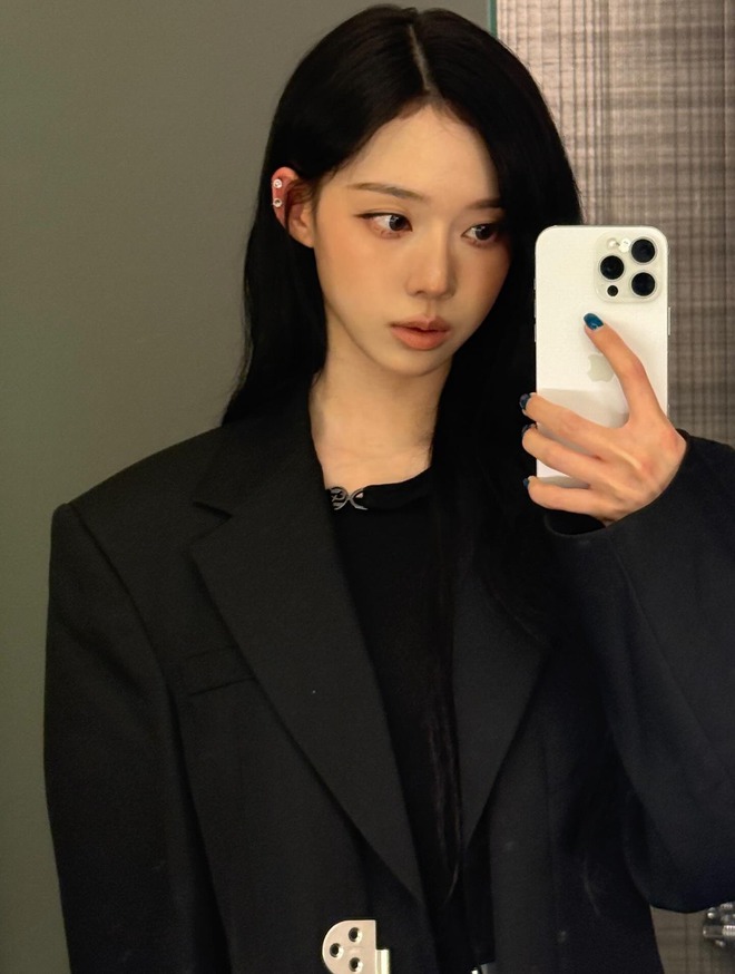 Bạn gái của đỉnh lưu toàn cầu: Visual như tuyệt tác AI, style cuốn đến nghẹt thở- Ảnh 4. Bạn gái của đỉnh lưu toàn cầu: Visual như tuyệt tác AI, style cuốn đến nghẹt thở- Ảnh 4.