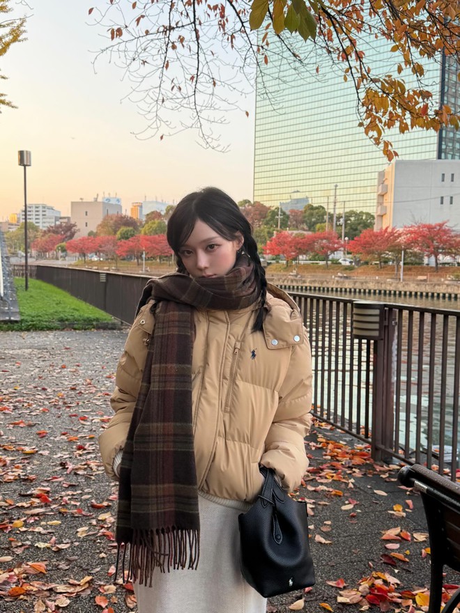 Bạn gái tin đồn của Jungkook được so ngang với Kim Ji Won- Ảnh 21. Bạn gái tin đồn của Jungkook được so ngang với Kim Ji Won- Ảnh 21.