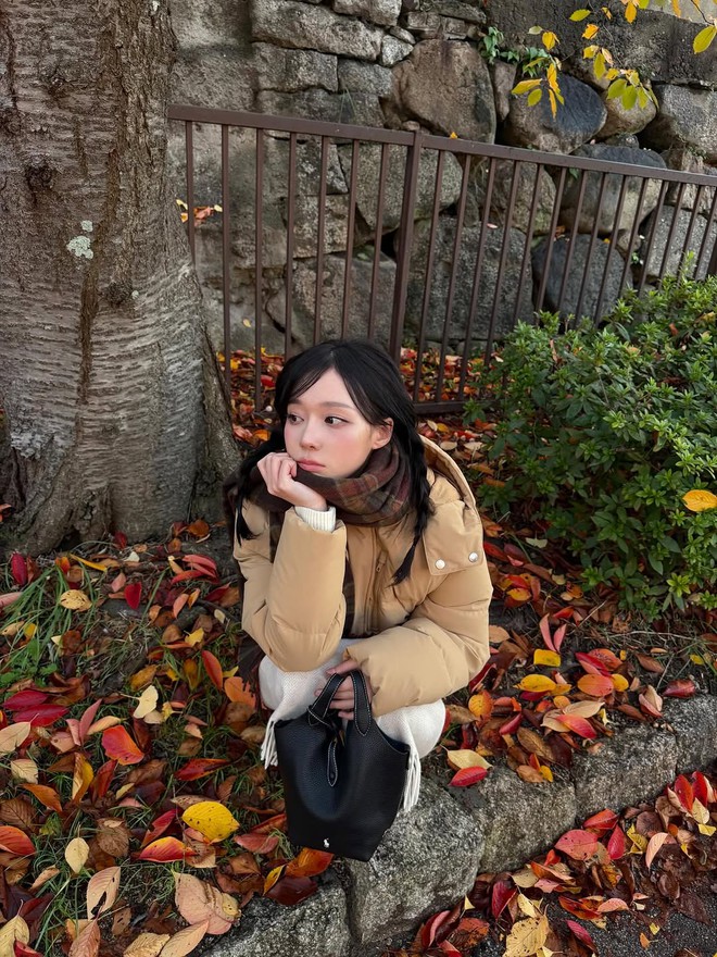 Bạn gái của đỉnh lưu toàn cầu: Visual như tuyệt tác AI, style cuốn đến nghẹt thở- Ảnh 8. Bạn gái của đỉnh lưu toàn cầu: Visual như tuyệt tác AI, style cuốn đến nghẹt thở- Ảnh 8.