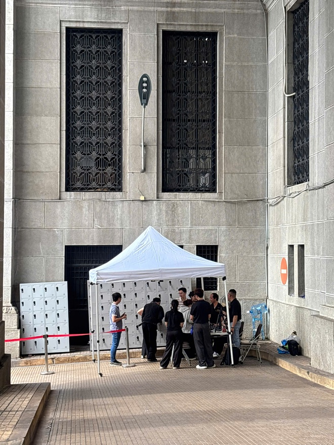 Bên trong căn phòng đầy tiền mặt tại Ngân hàng Nhà nước Việt Nam, lần đầu mở cửa công khai cho người dân chiêm ngưỡng- Ảnh 14. Bên trong căn phòng đầy tiền mặt tại Ngân hàng Nhà nước Việt Nam, lần đầu mở cửa công khai cho người dân chiêm ngưỡng- Ảnh 14.