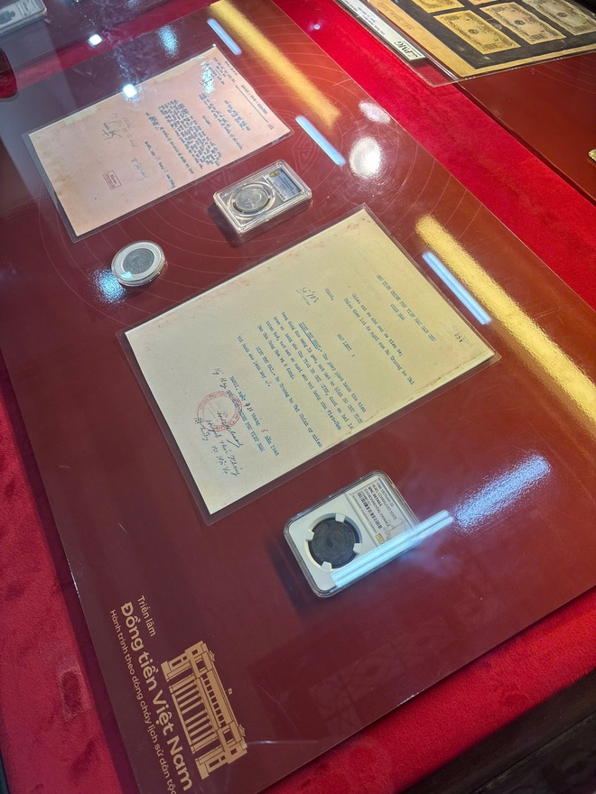 Bên trong căn phòng đầy tiền mặt tại Ngân hàng Nhà nước Việt Nam, lần đầu mở cửa công khai cho người dân chiêm ngưỡng- Ảnh 12. Bên trong căn phòng đầy tiền mặt tại Ngân hàng Nhà nước Việt Nam, lần đầu mở cửa công khai cho người dân chiêm ngưỡng- Ảnh 12.