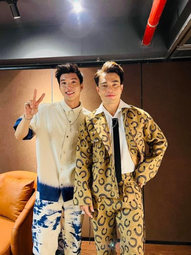 Sao nam Vbiz mở fanmeeting mời HIEUTHUHAI và hội nghệ sĩ khủng nhưng ế vé trầm trọng, phải kêu cứu- Ảnh 5. Sao nam Vbiz mở fanmeeting mời HIEUTHUHAI và hội nghệ sĩ khủng nhưng ế vé trầm trọng, phải kêu cứu- Ảnh 5.