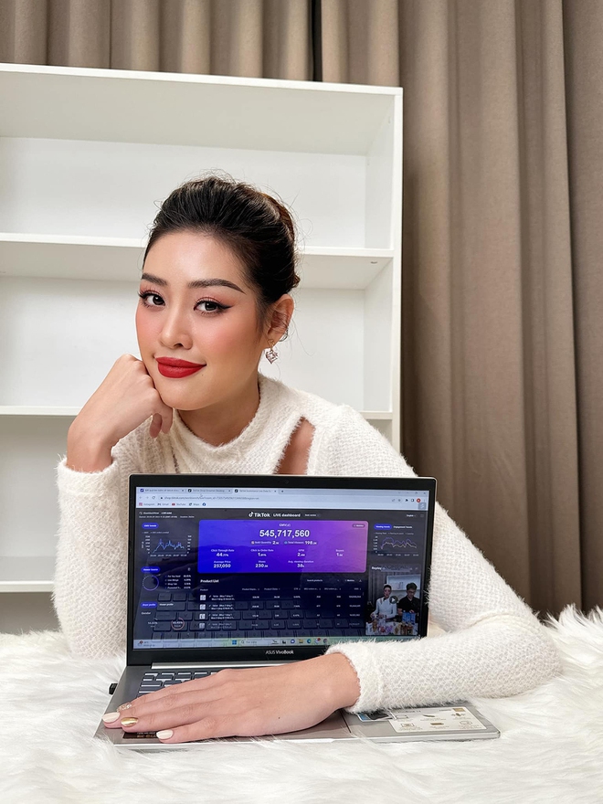 Trấn Thành, Trường Giang và loạt nghệ sĩ livestream  "đạp đổ chén cơm" hội bỉm sữa? - Quan điểm đang gây tranh cãi dữ dội- Ảnh 6.