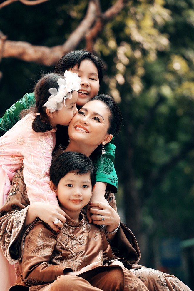 Đại mỹ nhân Vbiz tái xuất sau 1 thập kỷ 
