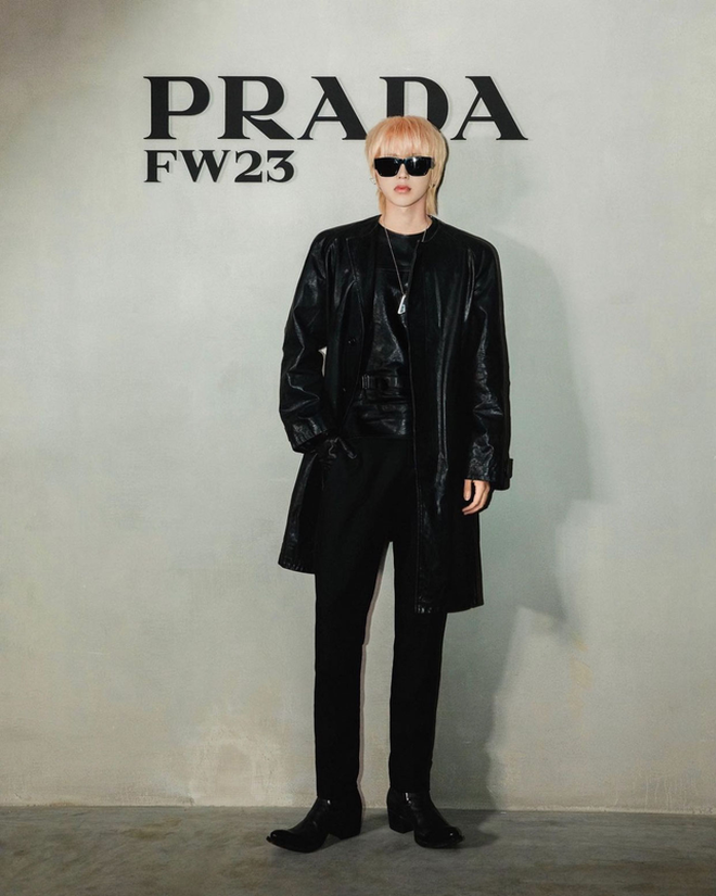 Camera chụp lén đại sứ Prada ở sân bay, xứng danh 3 từ "nữ thần AI"- Ảnh 17. Camera chụp lén đại sứ Prada ở sân bay, xứng danh 3 từ "nữ thần AI"- Ảnh 17.