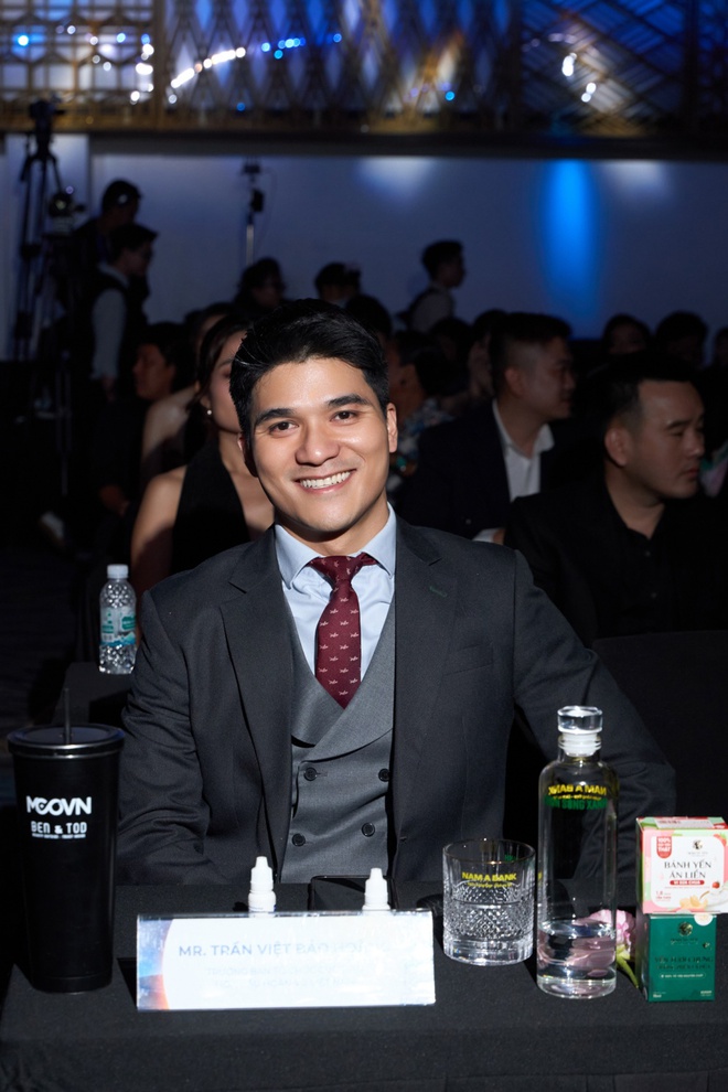 CEO Bảo Hoàng CEO Bảo Hoàng