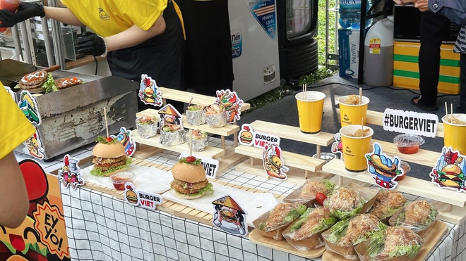 Cận cảnh lễ hội Bánh mì lớn nhất năm "đổ bộ" TP.HCM: Hơn 150 gian hàng, biển người xếp hàng từ sáng sớm- Ảnh 22.