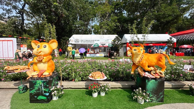 Cận cảnh lễ hội Bánh mì lớn nhất năm "đổ bộ" TP.HCM: Hơn 150 gian hàng, biển người xếp hàng từ sáng sớm- Ảnh 12.