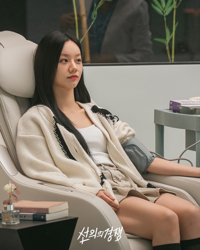 Nữ hoàng quảng cáo từng vượt mặt Suzy, giờ viral với khoảnh khắc ai thấy cũng muốn cưng chiều- Ảnh 8.