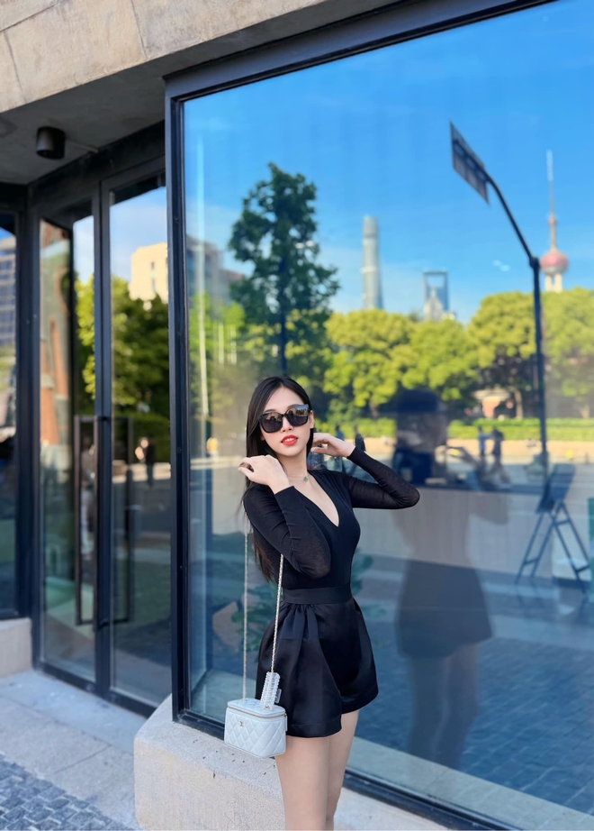 Á hậu Trịnh Thuỳ Linh dạo này: Cuộc sống như phú bà,  có 1 điểm giống phu nhân hào môn Phương Nhi- Ảnh 3.