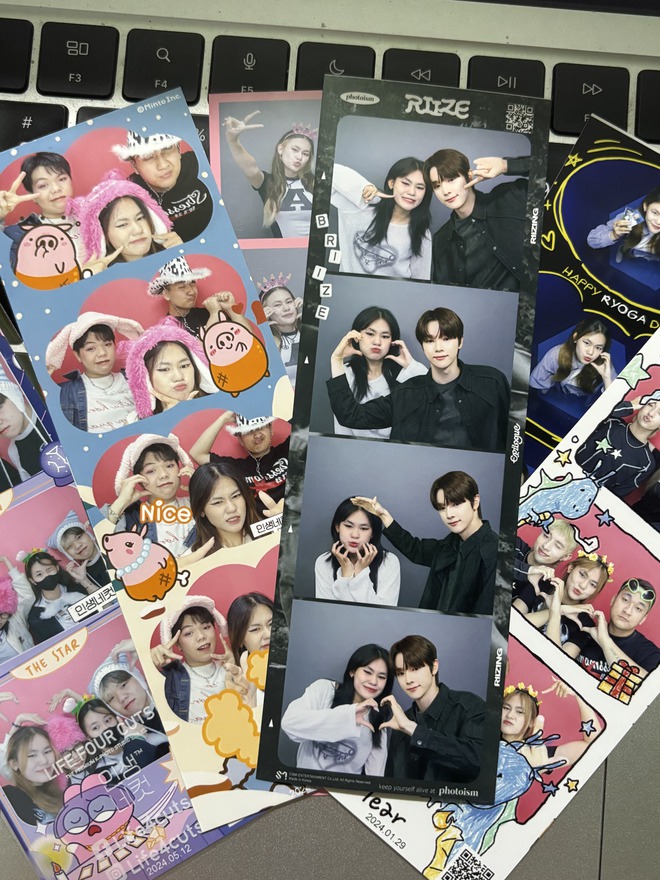 100k/ tấm ảnh nhưng dân tình vẫn rần rần chen nhau “lên hình” ở photobooth: Có gì mà hot đến thế? - Ảnh 1.