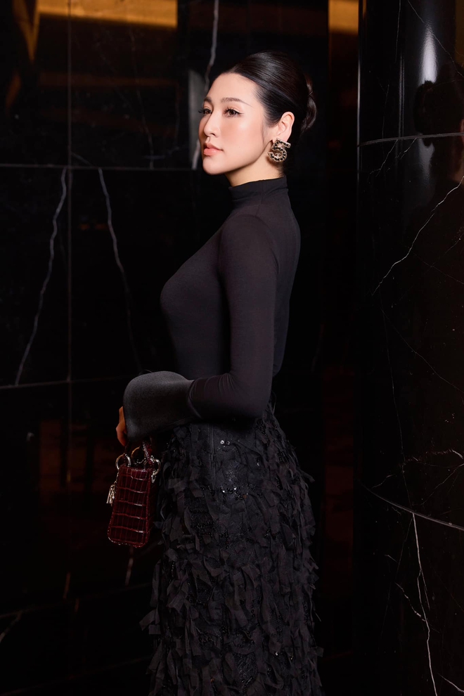 Tình trạng của phu nhân hào môn Vbiz sau khi nhập viện cấp cứu liên tục, sức khỏe suy kiệt- Ảnh 8. Tình trạng của phu nhân hào môn Vbiz sau khi nhập viện cấp cứu liên tục, sức khỏe suy kiệt- Ảnh 8.