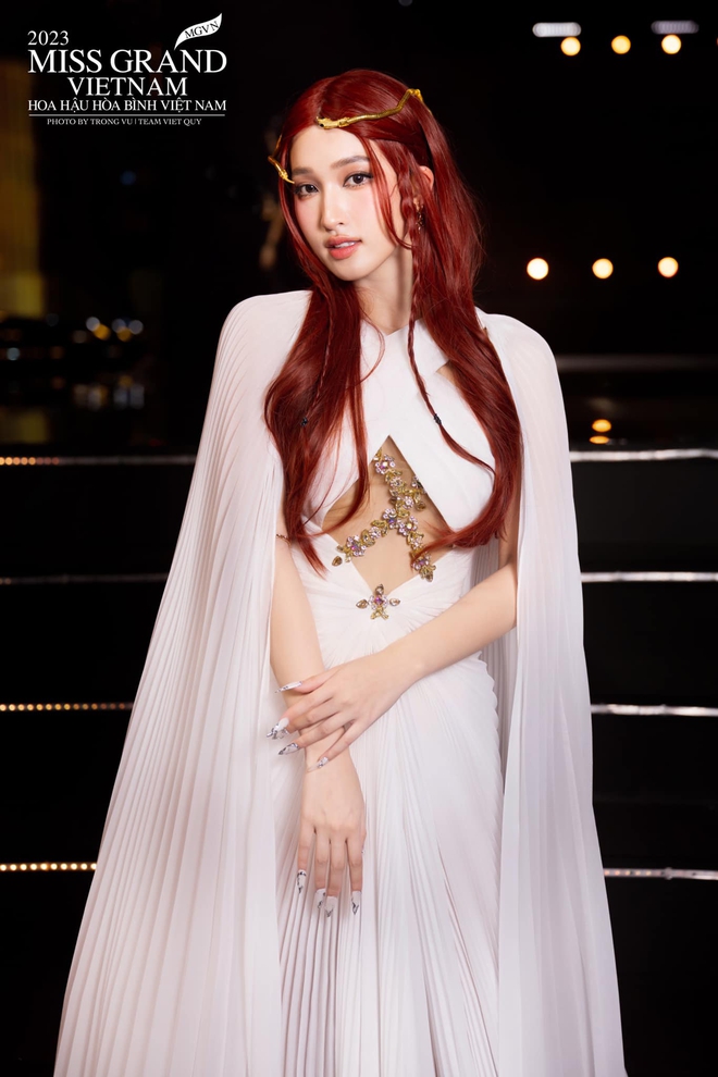 Visual xinh như "tiên tử" của Á hậu Phương Nhi trước khi lấy chồng thiếu gia- Ảnh 5. Visual xinh như "tiên tử" của Á hậu Phương Nhi trước khi lấy chồng thiếu gia- Ảnh 5.