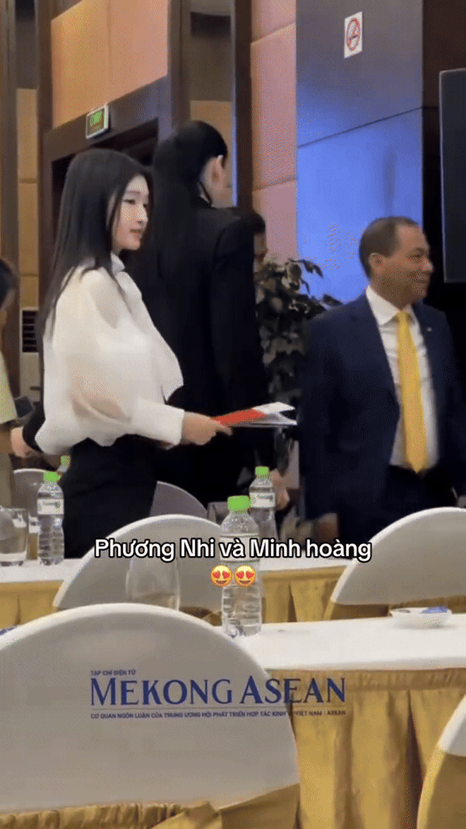 Viral khoảnh khắc Phương Nhi bên chồng thiếu gia, netizen bỗng nhớ về 1 item huyền thoại- Ảnh 2.