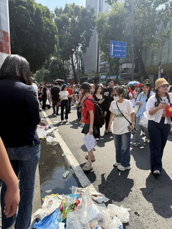 Hòa Minzy xuống đường dọn rác trong tổng duyệt 27/4, Diệu Nhi có lời kêu gọi được cả MXH hưởng ứng- Ảnh 5.