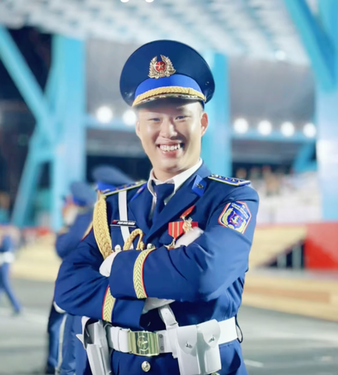 "Lê Hoàng Há Há" lên Fanpage Thông tin Chính phủ, xem từ đầu đến cuối clip vẫn chưa thấy điệu cười có 1-0-2 đâu- Ảnh 4. "Lê Hoàng Há Há" lên Fanpage Thông tin Chính phủ, xem từ đầu đến cuối clip vẫn chưa thấy điệu cười có 1-0-2 đâu- Ảnh 4.