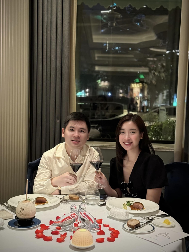 Đỗ Vinh Quang - Đỗ Mỹ Linh: Cặp đôi mạnh nhất làng bóng đá, chồng giữ 2 chức Chủ tịch, vợ cũng làm "sếp to"- Ảnh 6.