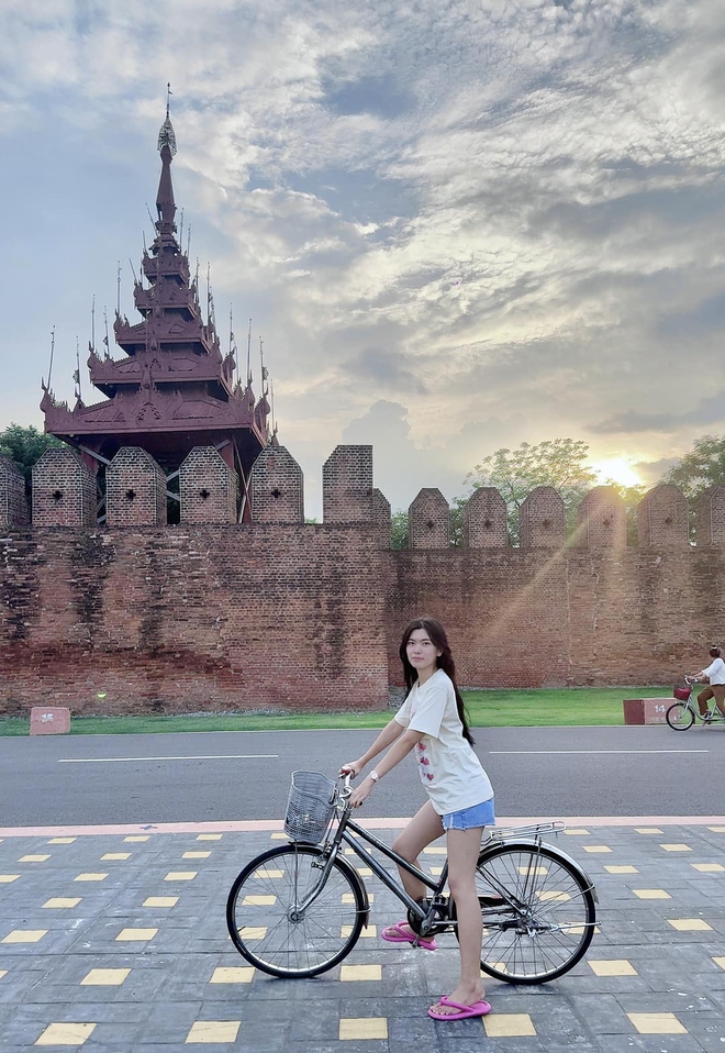 Xót xa thông điệp cuối cùng của Hoa hậu Myanmar trước khi qua đời trong cơn động đất- Ảnh 6. Xót xa thông điệp cuối cùng của Hoa hậu Myanmar trước khi qua đời trong cơn động đất- Ảnh 6.