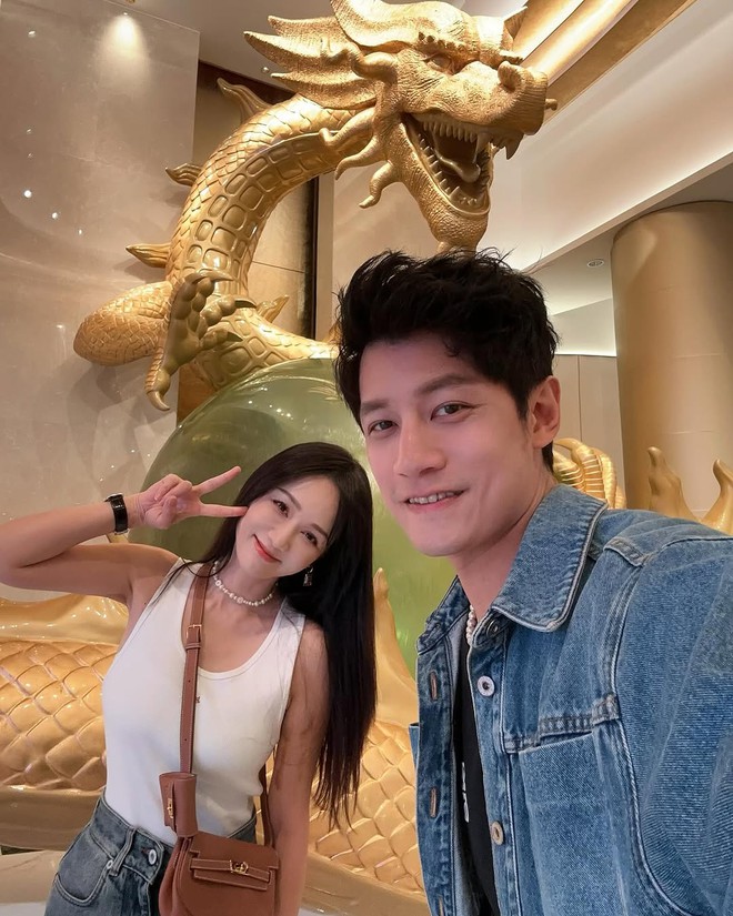 Ngỡ ngàng nhan sắc cam thường của Trần Kiều Ân sau khi lộ mặt sưng phồng, xô lệch cứng đơ như tượng sáp- Ảnh 10.