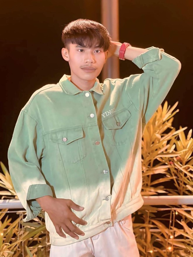 Chàng trai hot nhất Nam vương Campuchia khóc nghẹn khi phẫu thuật thẩm mỹ toàn bộ gương mặt ở Việt Nam!- Ảnh 5.