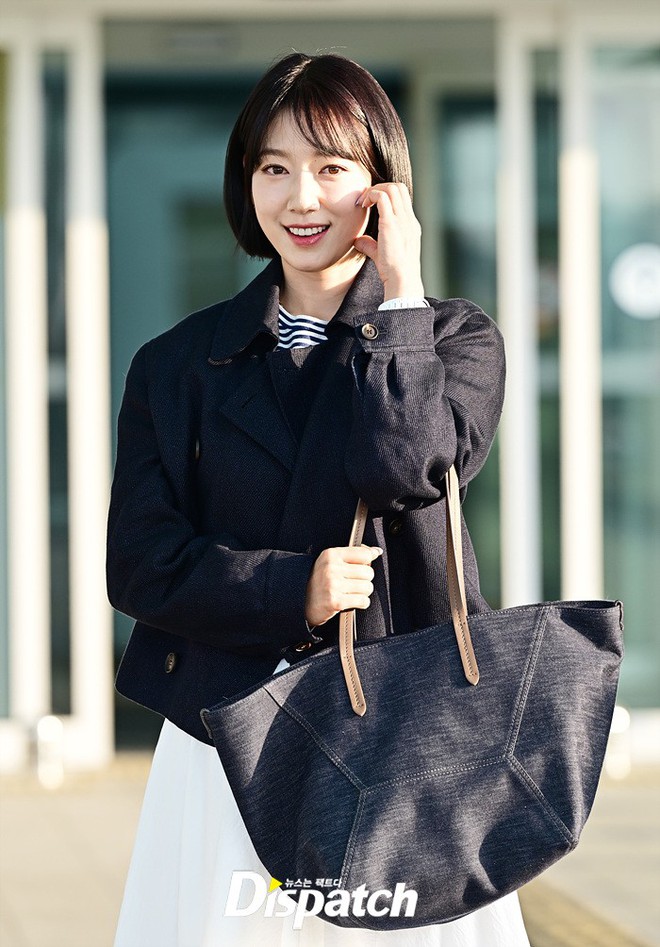 Park Shin Hye mới cắt tóc ngắn xinh ngất ngây, đoán cô mới 25 tuổi cũng không hề vô lý- Ảnh 10.