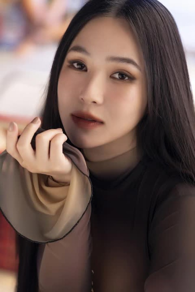 Hương Tràm bỗng thăng hạng nhan sắc, suýt thì không nhận ra!- Ảnh 13.