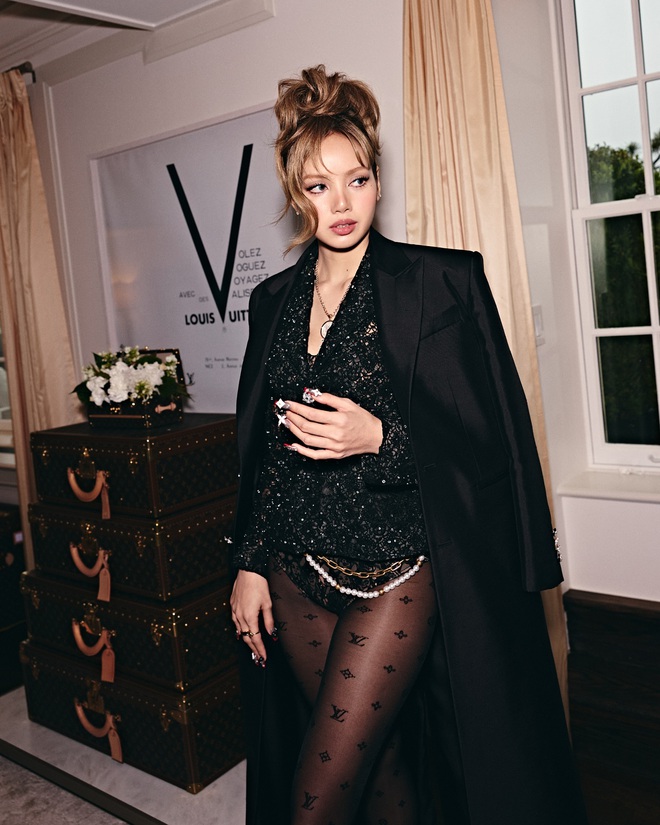 Món đồ Louis Vuitton khiến Lisa bị chỉ trích tại Met Gala 2025 đã "sold out"- Ảnh 4.