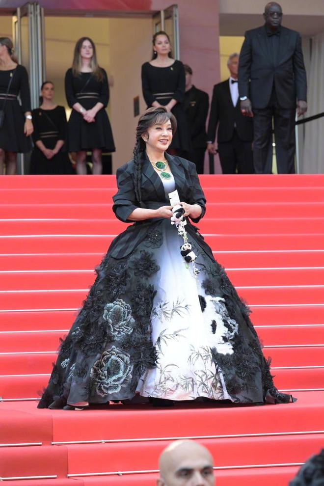 Đang xúng xính dự Cannes 2025, 1 sao nữ hạng A gặp biến căng và có nguy cơ đi tù- Ảnh 2.