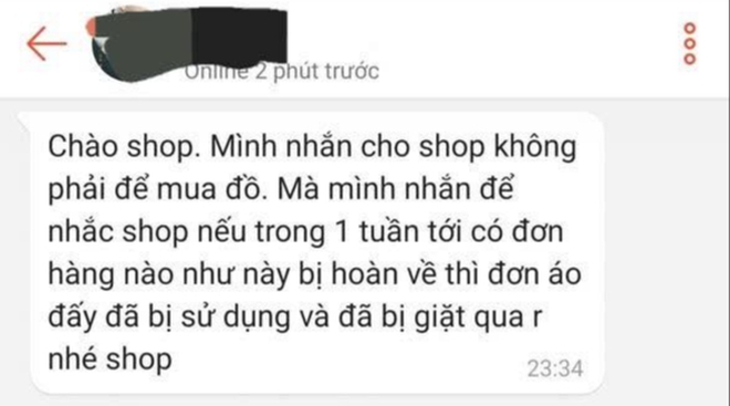 Cả cõi mạng tức giận: Cô gái “hoàn hàng” sau khi mặc 3 tiếng và dầm mưa tại concert Anh Trai Say Hi!- Ảnh 1. Cả cõi mạng tức giận: Cô gái “hoàn hàng” sau khi mặc 3 tiếng và dầm mưa tại concert Anh Trai Say Hi!- Ảnh 1.