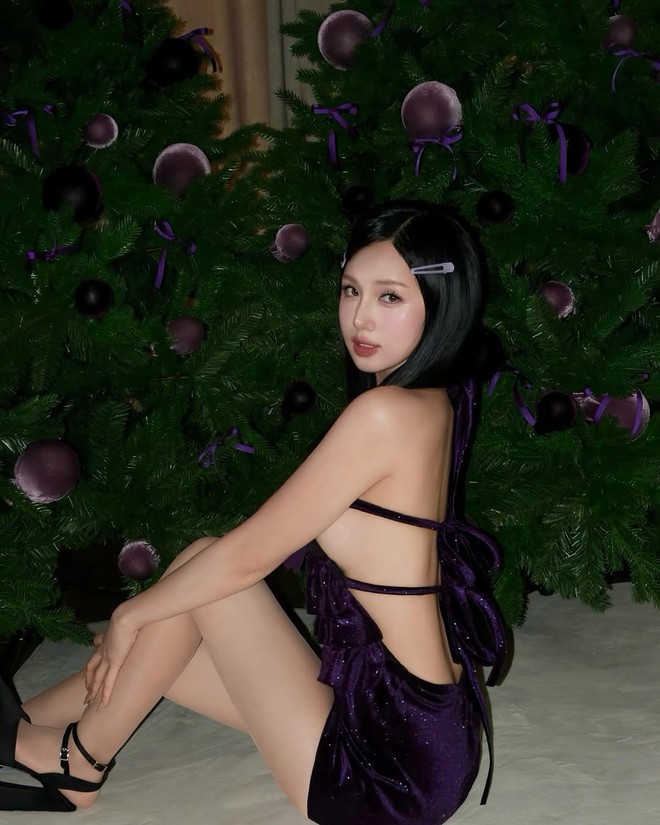Bikini hè của "đệ nhất hot girl Hà Thành": Mẫu nào cũng sexy mãnh liệt, khoe trọn body 0% mỡ thừa!- Ảnh 4.
