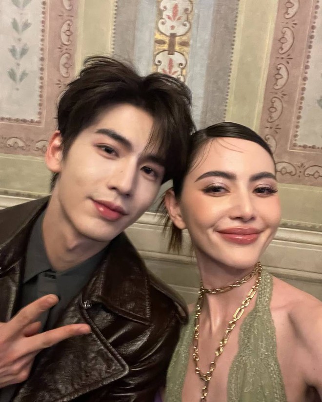 Trương Lăng Hách "đẹp hơn hoa", Mai Davika khoe lưng trần táo bạo tại show Gucci mới nhất- Ảnh 15.